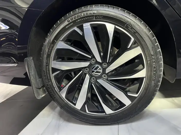 Volkswagen Passat 2022 Model 330TSI Elite Edition – фото 15
