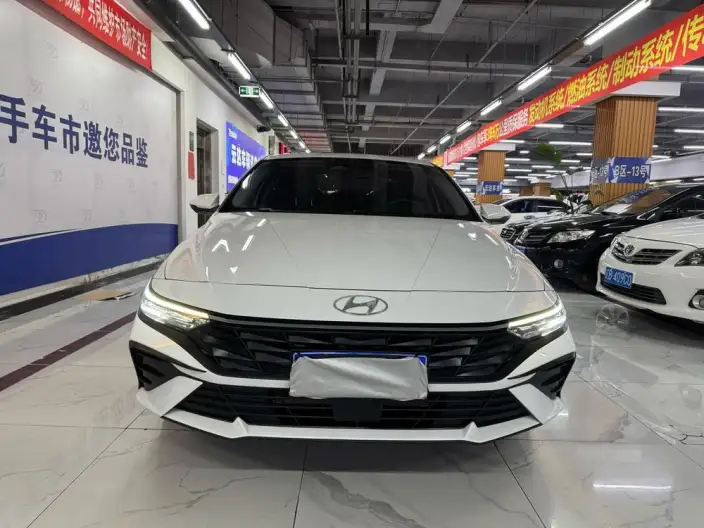 Hyundai Ioniq 2023 Model 1.5L CVT LUX Premium Edition – фото 2