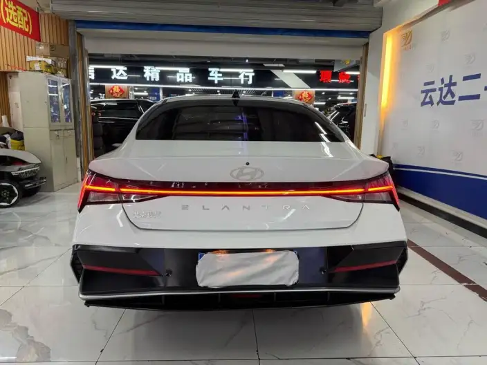 Hyundai Ioniq 2023 Model 1.5L CVT LUX Premium Edition – фото 5