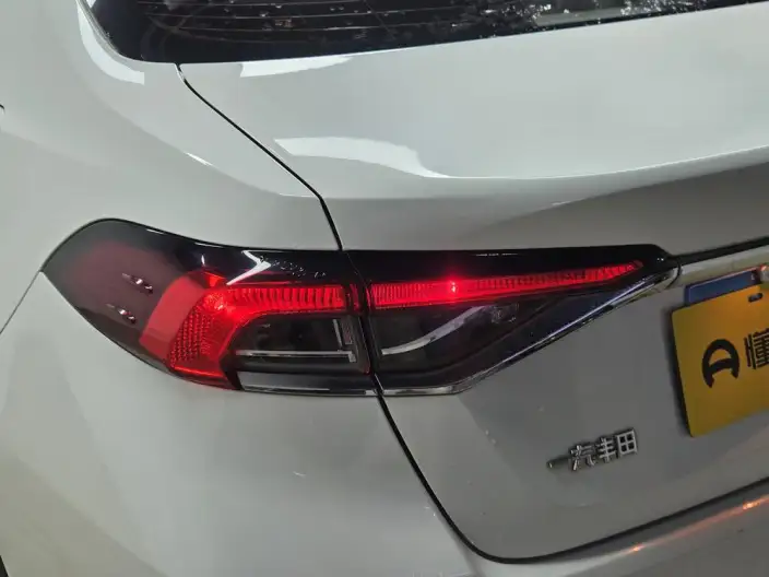 Toyota Corolla 2021 Model 1.2T S-CVT Elite PLUS Edition – фото 13
