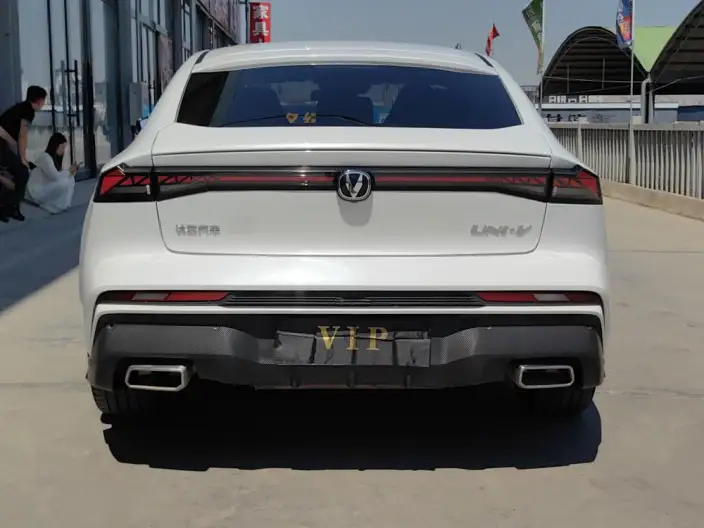 Changan UNI-V 2024 Model 1.5T Noble Model – фото 5