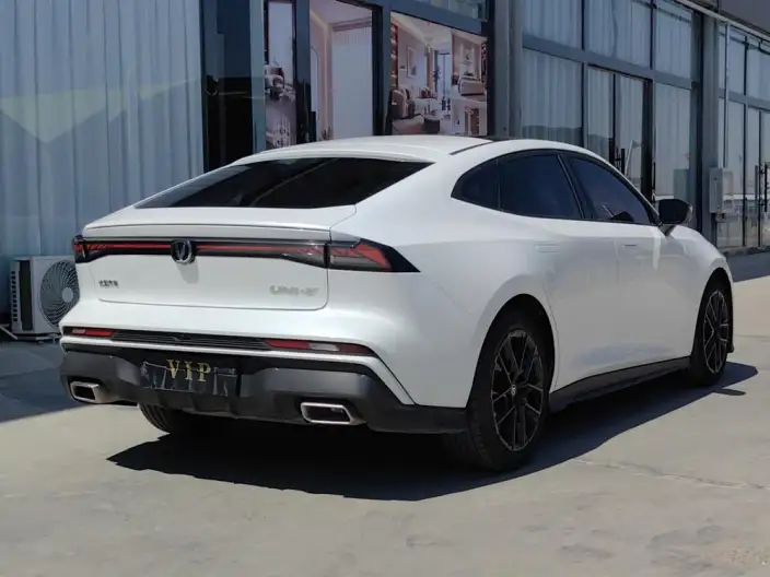 Changan UNI-V 2024 Model 1.5T Noble Model – фото 6