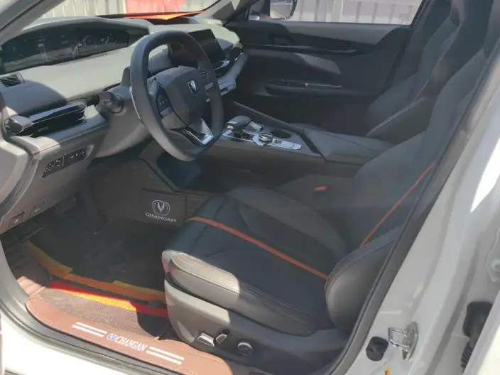 Changan UNI-V 2024 Model 1.5T Noble Model – фото 14