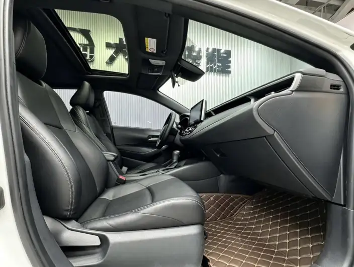 Toyota Levin 2022 Model 185T CVT Deluxe Edition – фото 16