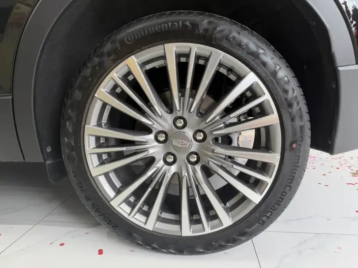 Cadillac XT4 2024 Model Facelift 28T 2WD Noble Model – фото 7