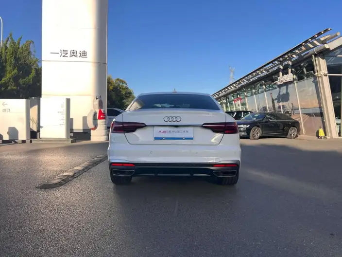 Audi A4 L 2022 Model 40 TFSI Fashion Dynamic Model – фото 5