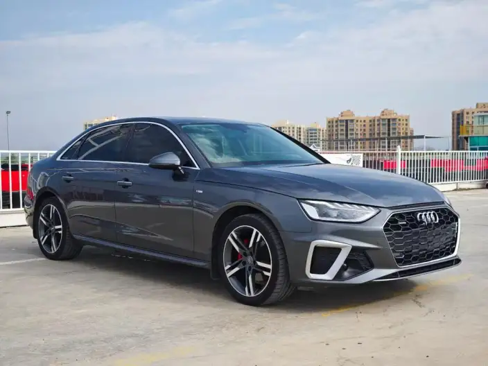 Audi A4 L 2020 Model 40 TFSI quattro Luxury Dynamic Model – фото 3