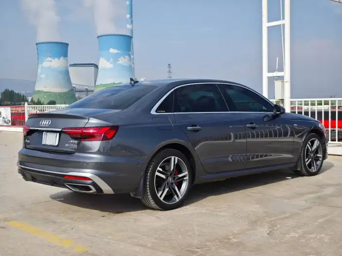 Audi A4 L 2020 Model 40 TFSI quattro Luxury Dynamic Model – фото 6