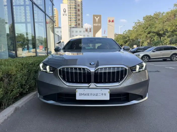 BMW 5 Series 2024 Model 530Li Exclusive Model Luxury Set – фото 2