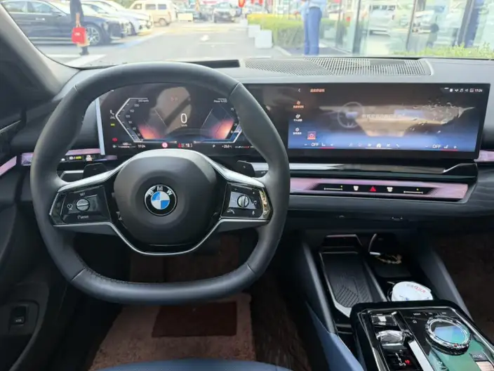 BMW 5 Series 2024 Model 530Li Exclusive Model Luxury Set – фото 10