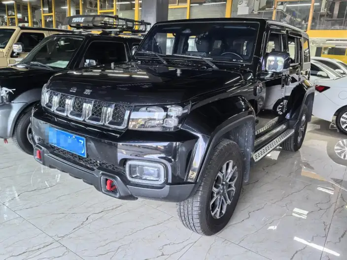 BAIC BJ40 2020 Model 2.0T Automatic 4WD City Hunter Edition Supreme Model – фото 1