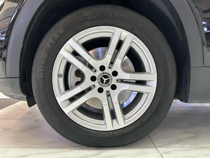 Mercedes-Benz GLB 2023 Model GLB 220 Dynamic Model – фото 7