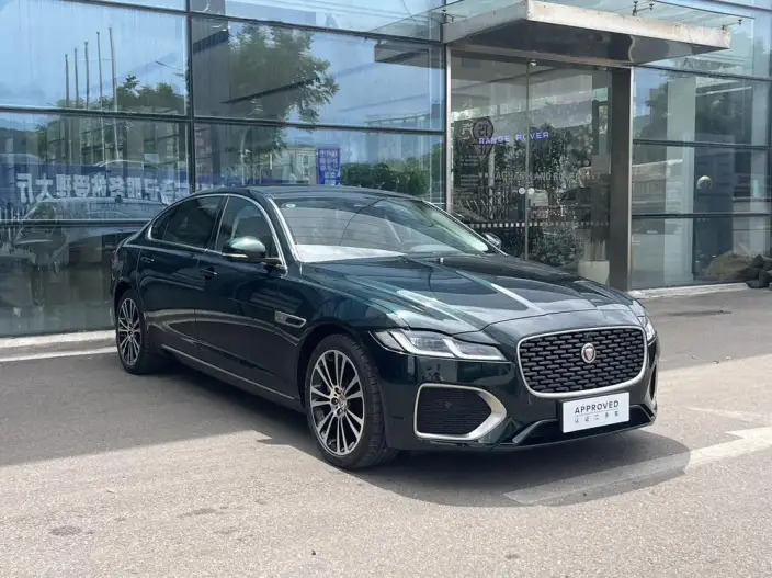 Jaguar XFL 2025 Model 2.0T P250 2WD Exclusive Deluxe Edition – фото 3