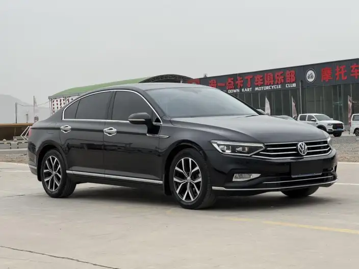 Volkswagen Magotan 2020 Model 330TSI DSG Leading Model – фото 3