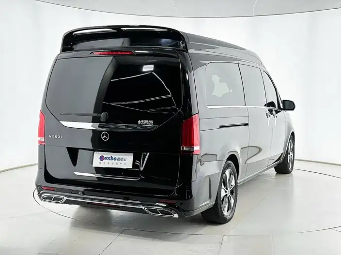 Mercedes-Benz V-Class 2021 Model V 260 L Long wheelbase Deluxe Edition – фото 4