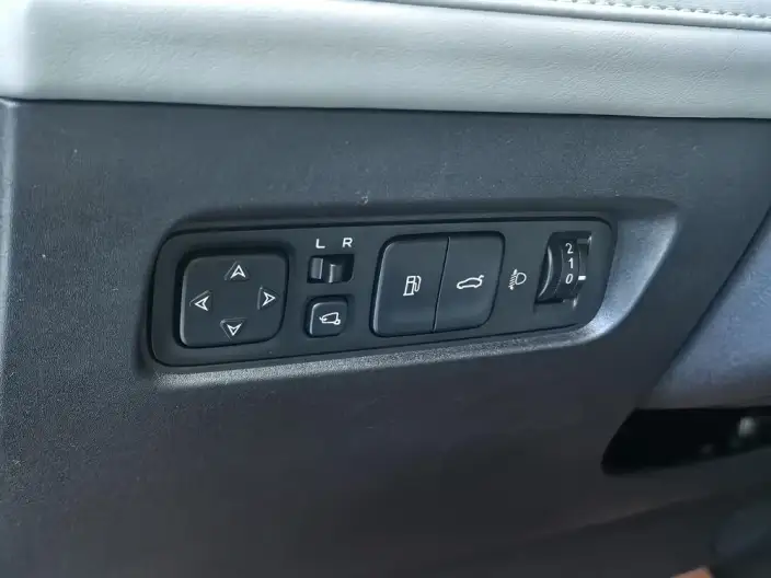Changan UNI-V iDD 2023 Model Smart power iDD 113km Smart Fun Model Fast Edition – фото 19