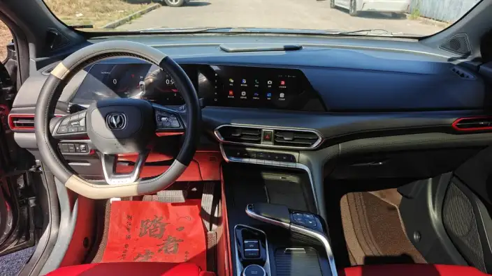 Changan UNI-T 2020 Model 1.5T Flagship Model – фото 6