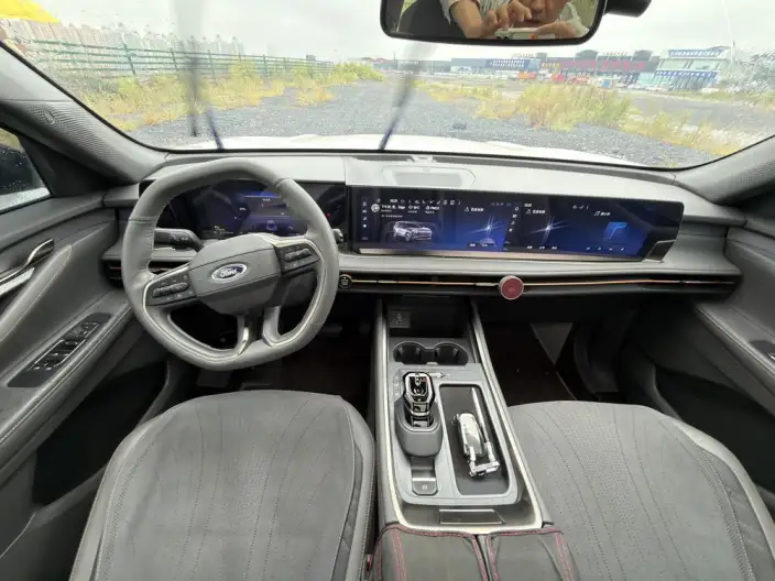 Ford Edge 2023 Model Ford Edge L 2.0T EcoBoost E Hybrid 4WD VII seat Supreme Model – фото 11