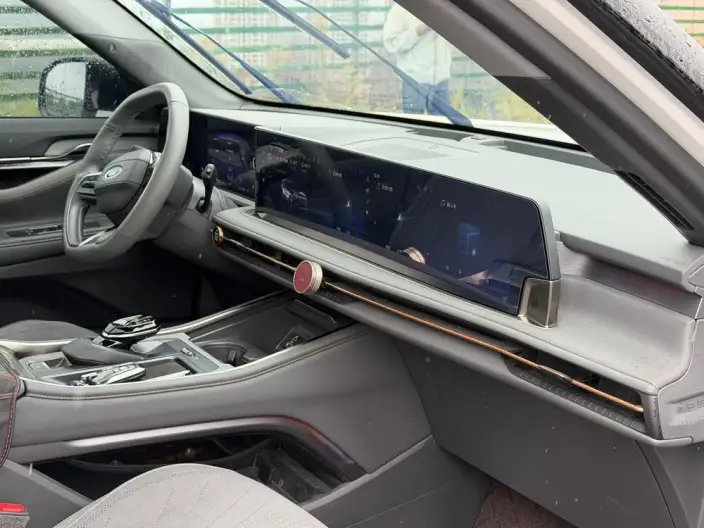 Ford Edge 2023 Model Ford Edge L 2.0T EcoBoost E Hybrid 4WD VII seat Supreme Model – фото 15