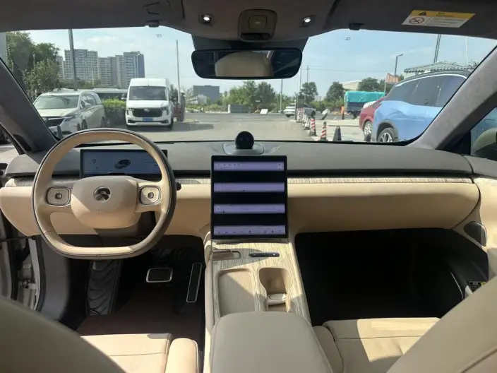 NIO ET7 2021 Model 75kWh – фото 7