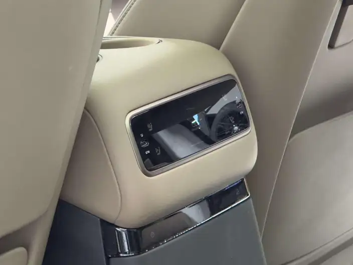 Li Auto MEGA 2025 Model Home Family Special Edition – фото 7