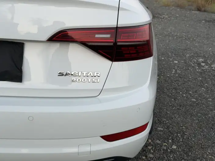 Volkswagen Sagitar 2021 Model 200TSI DSG Comfort Zhilian Edition – фото 7