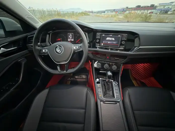 Volkswagen Sagitar 2021 Model 200TSI DSG Comfort Zhilian Edition – фото 11