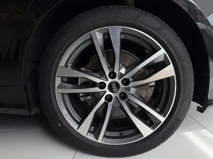 Audi A6L 2022 Model 40 TFSI Luxury Dynamic Model – фото 7