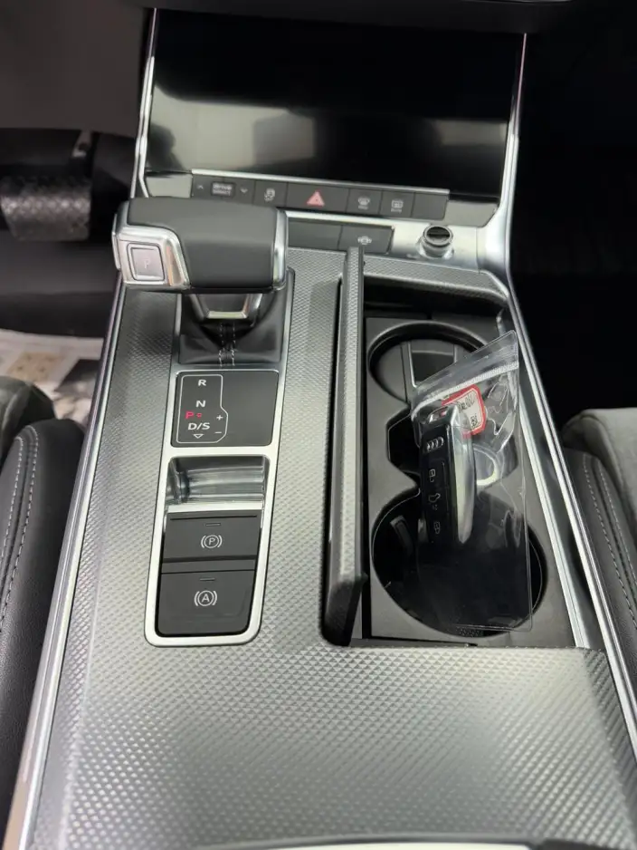 Audi A6L 2022 Model 40 TFSI Luxury Dynamic Model – фото 13