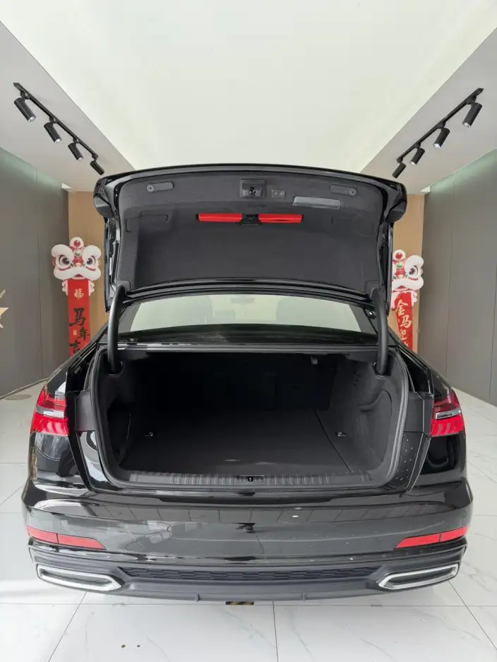 Audi A6L 2022 Model 40 TFSI Luxury Dynamic Model – фото 17