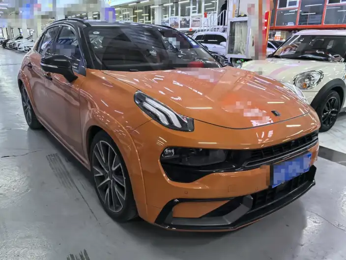 Lynk & Co 02 Hatchback 2021 Model 2.0TD Hatchback Halo – фото 3