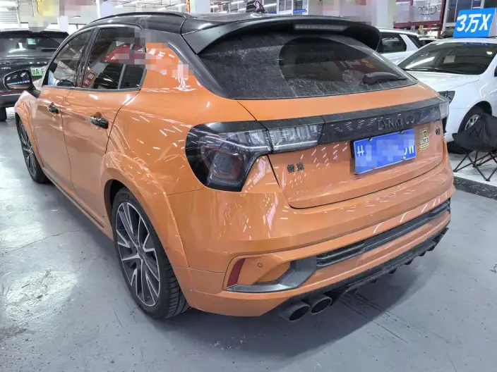 Lynk & Co 02 Hatchback 2021 Model 2.0TD Hatchback Halo – фото 4