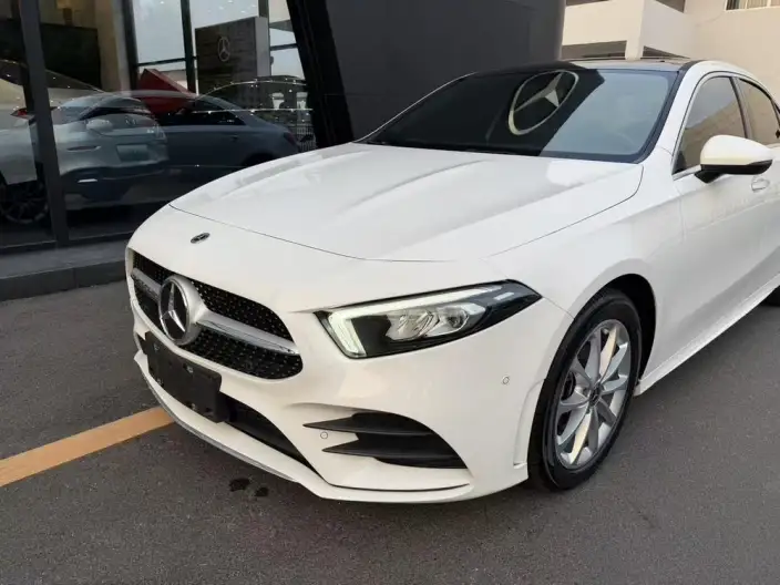 Mercedes-Benz A-class 2022 Model Facelift A 200 L Sports sedan Fashion Edition – фото 8