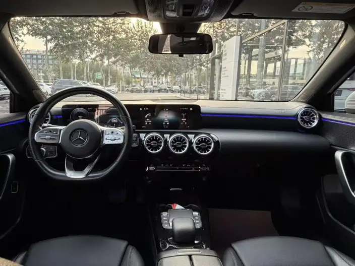 Mercedes-Benz A-class 2022 Model Facelift A 200 L Sports sedan Fashion Edition – фото 9