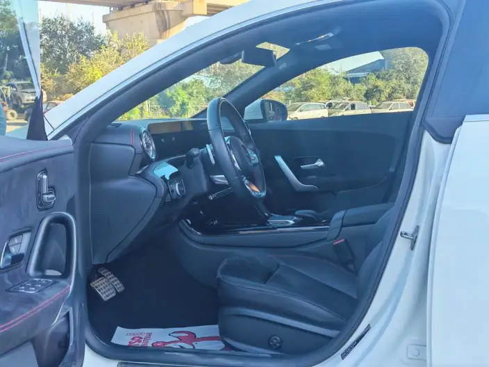 Mercedes-Benz CLA Imported 2021 Model CLA 200 Four-door Coupe – фото 11