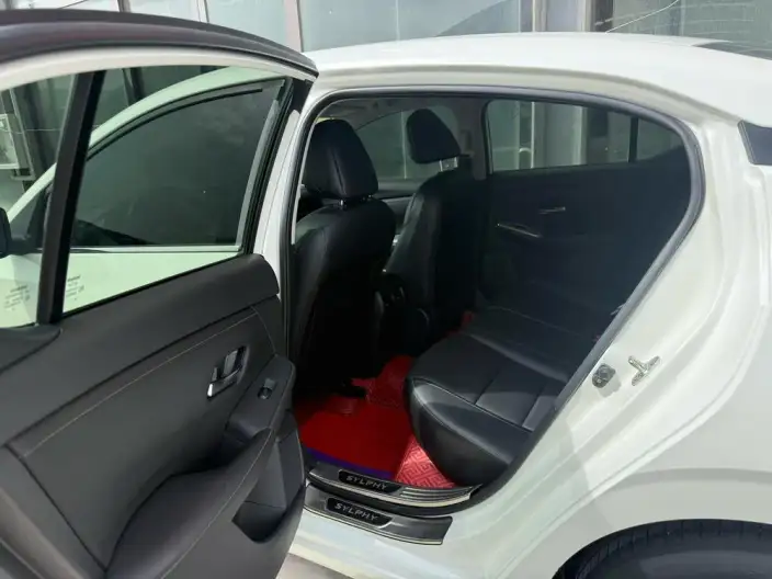 Nissan Sylphy 2020 Model Facelift 1.6L XL CVT Yuexiang Edition – фото 9