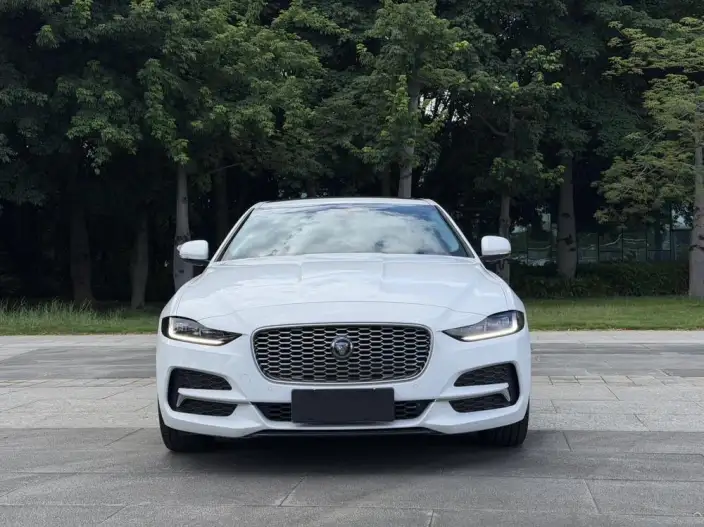 Jaguar XE L 2021 Model 2.0T 250PS S Enterprising Youya Edition – фото 2