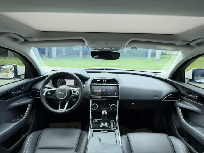 Jaguar XE L 2021 Model 2.0T 250PS S Enterprising Youya Edition – фото 8