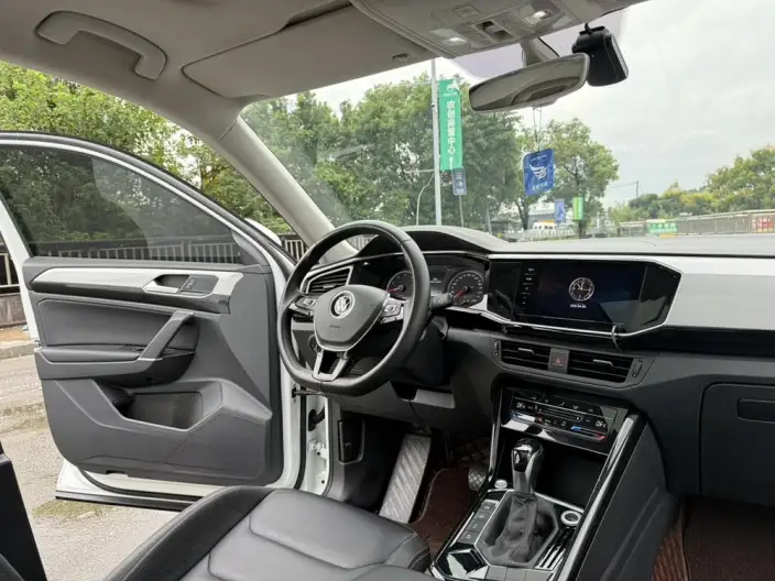 Volkswagen Tayron 2021 Model 330TSI 2WD Luxury Zhilian Edition – фото 9
