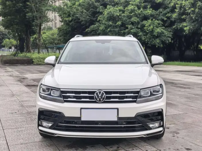 Volkswagen Tiguan L 2021 Model 330TSI Automatic 2WD R-Line Enjoy the version more – фото 2