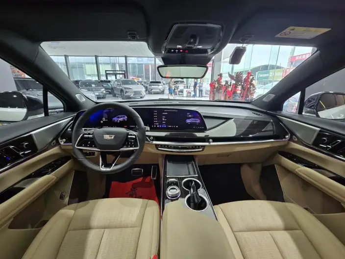 Cadillac XT5 2025 Model 28T 4WD Noble Model – фото 11
