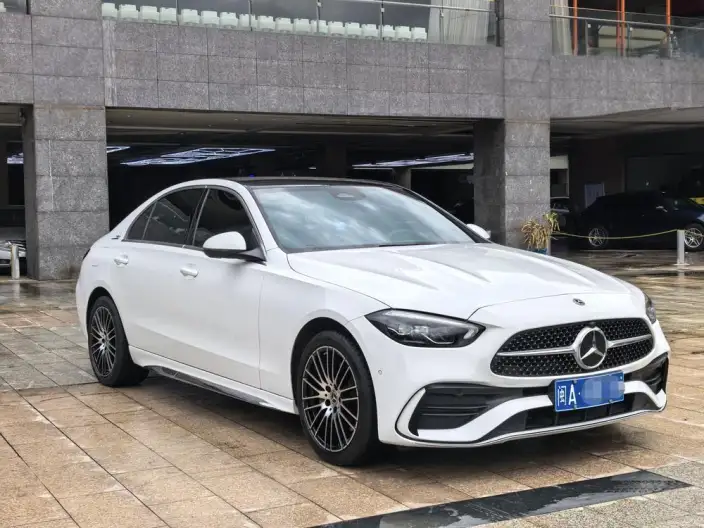 Mercedes-Benz C-Class 2024 Model C 260 L Sports Edition – фото 3