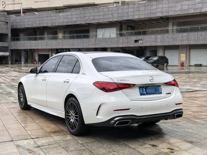 Mercedes-Benz C-Class 2024 Model C 260 L Sports Edition – фото 4