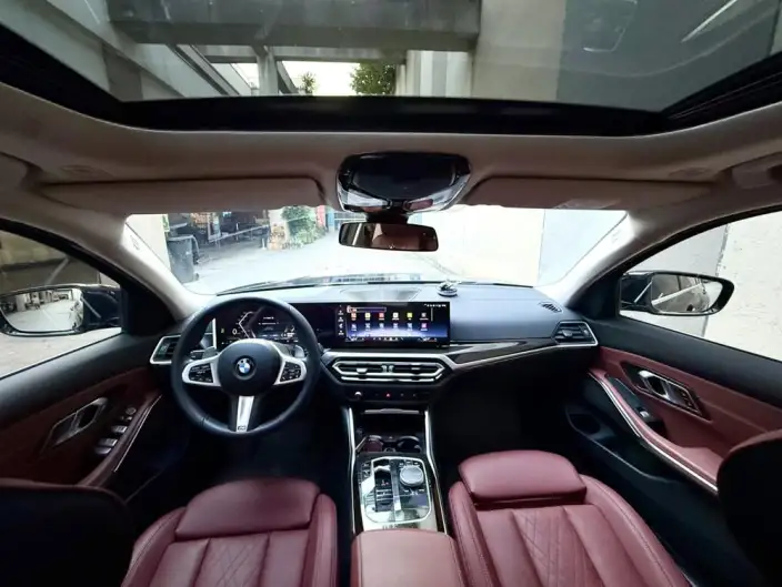 BMW 3 Series 2025 Model 325Li M Sports Set – фото 10
