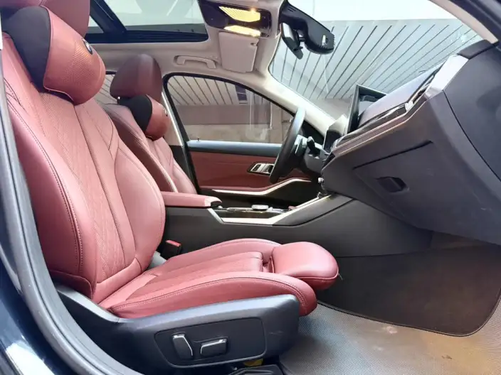 BMW 3 Series 2025 Model 325Li M Sports Set – фото 13