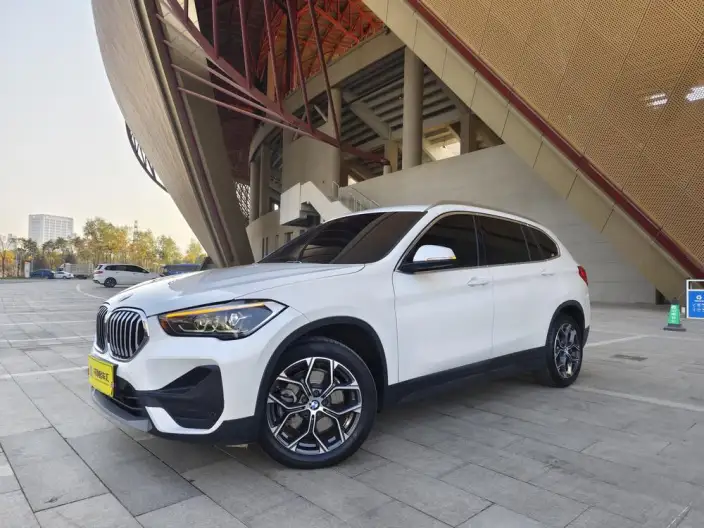 BMW X1 2021 Model sDrive25Li Leading Model – фото 1