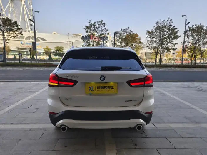 BMW X1 2021 Model sDrive25Li Leading Model – фото 5