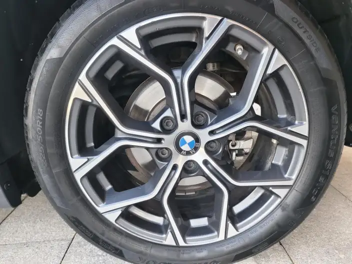 BMW X1 2021 Model sDrive25Li Leading Model – фото 9