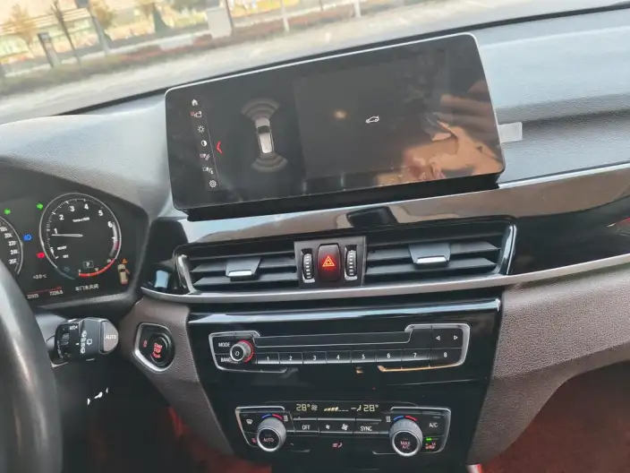 BMW X1 2021 Model sDrive25Li Leading Model – фото 12