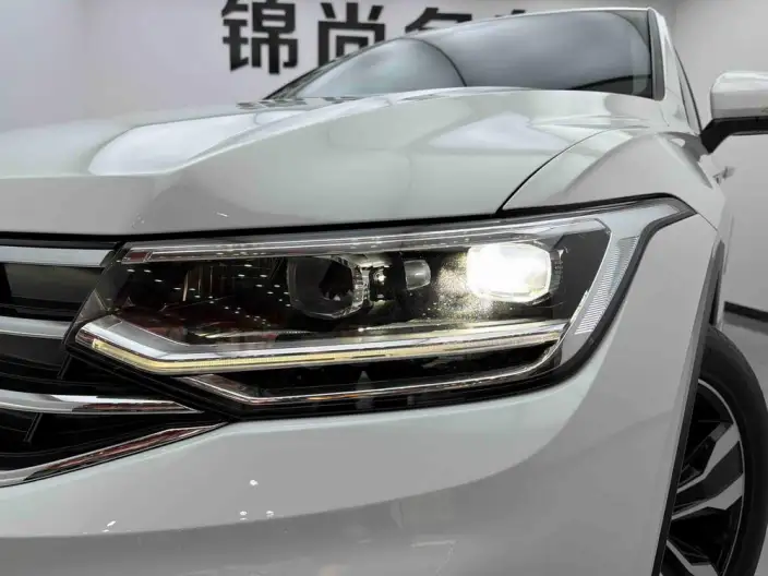 Volkswagen Tiguan L 2023 Model 330TSI 2WD R-Line Enjoy the version more – фото 8